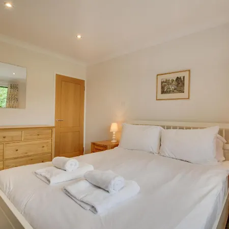Luxe Holiday At With Manicured Garden * Chapel Stile